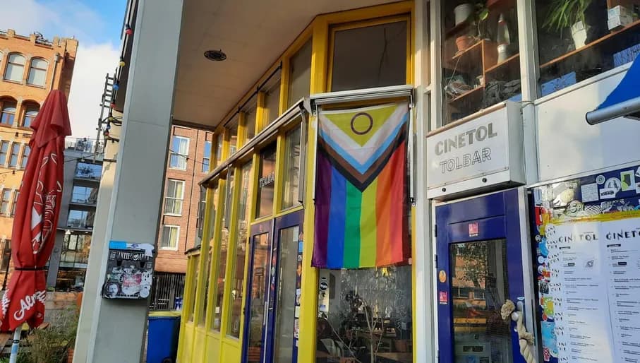 Exterior of Tolbar and Cinetol on Tolstraat in De Pijp