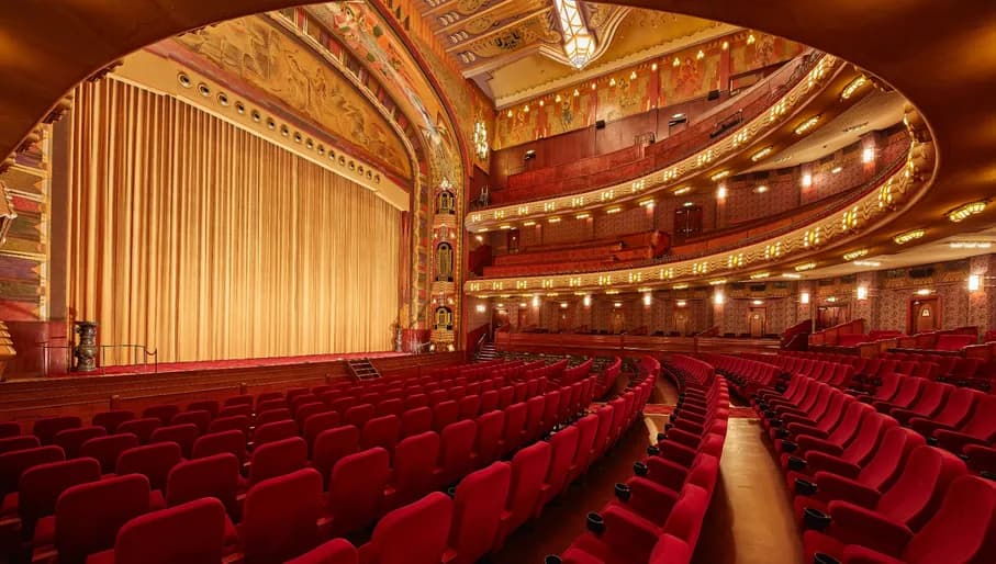 Pathé Tuschinski cinema grand room interior