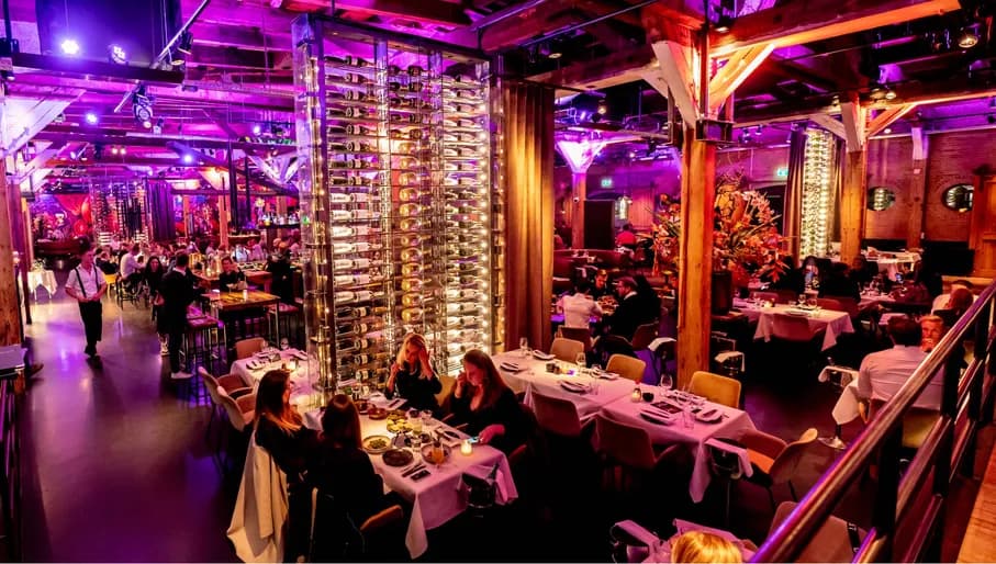 The Harbour Club restaurant people having dinner