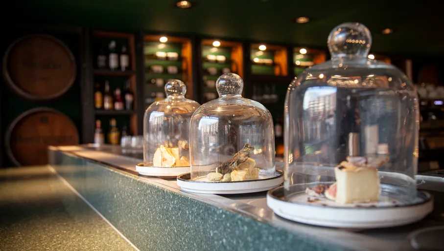 Kaasbar
Cheese restaurant