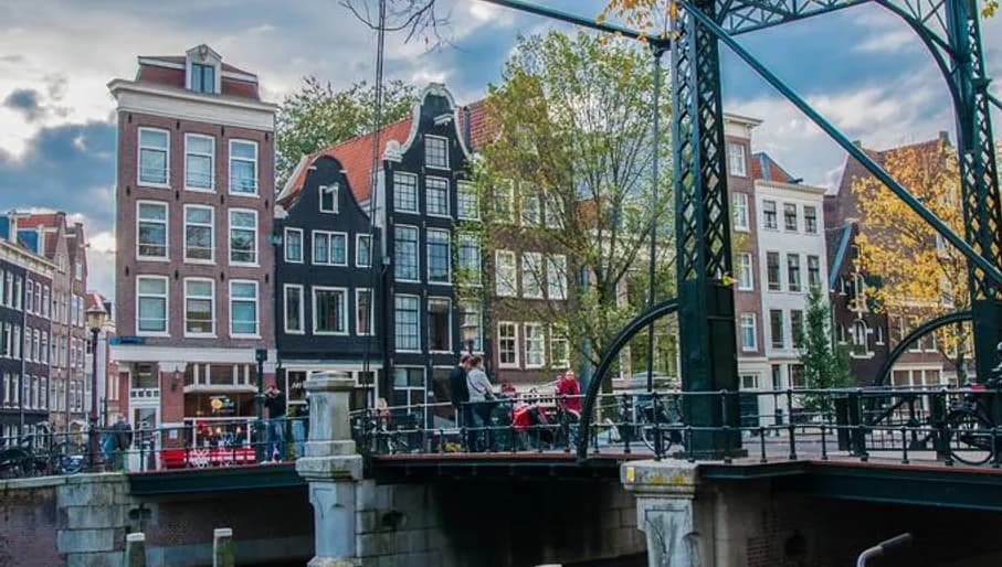 Bridge in Jordaan canal