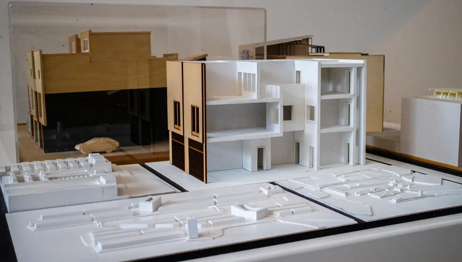 Borneo Architectuurcentrum Oostelijk Havengebied, architecture center, interior, model of buildings