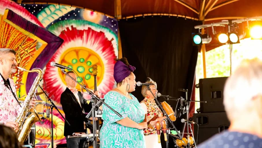 Rollende Keukens food festival live music